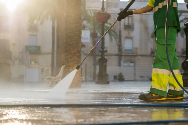 Best Post-Construction Pressure Washing  in Farngton Hills, MI